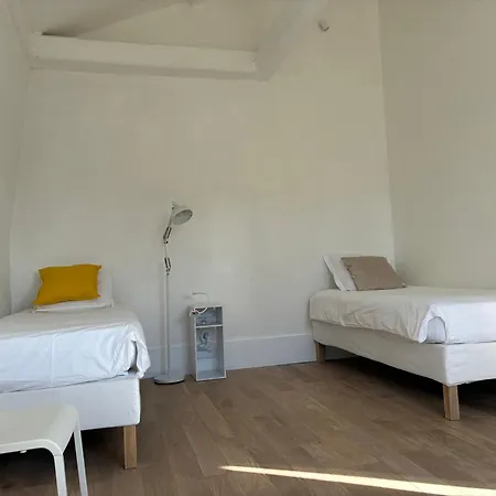 Апартаменты Luxembourg Montparnasse Париж