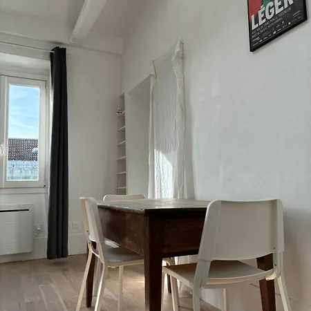 Апартаменты Luxembourg Montparnasse Париж